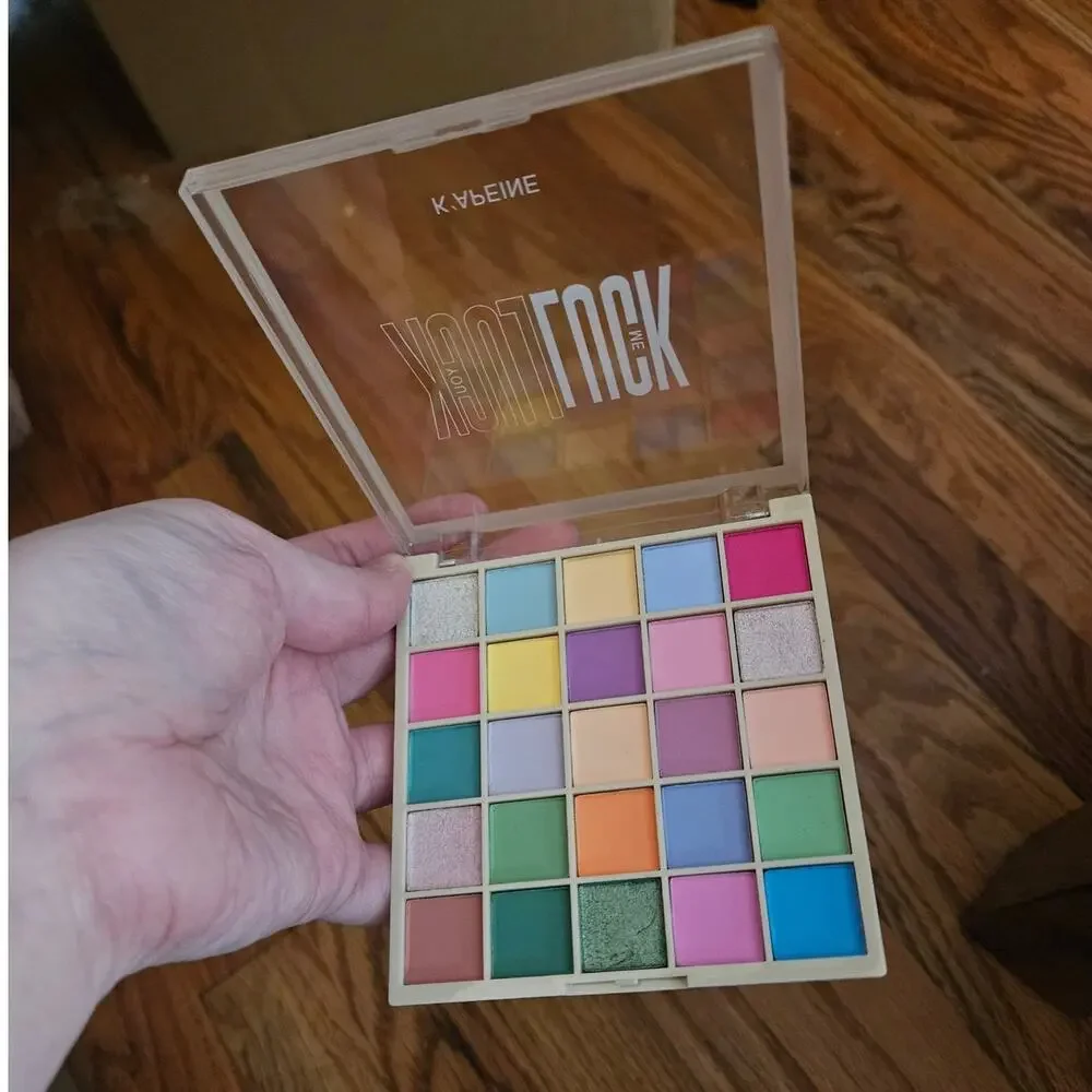 Asian Beauty K'Apeine LUCK Eyeshadow Palette ~ Green Blue Peach Pink Purple Nude